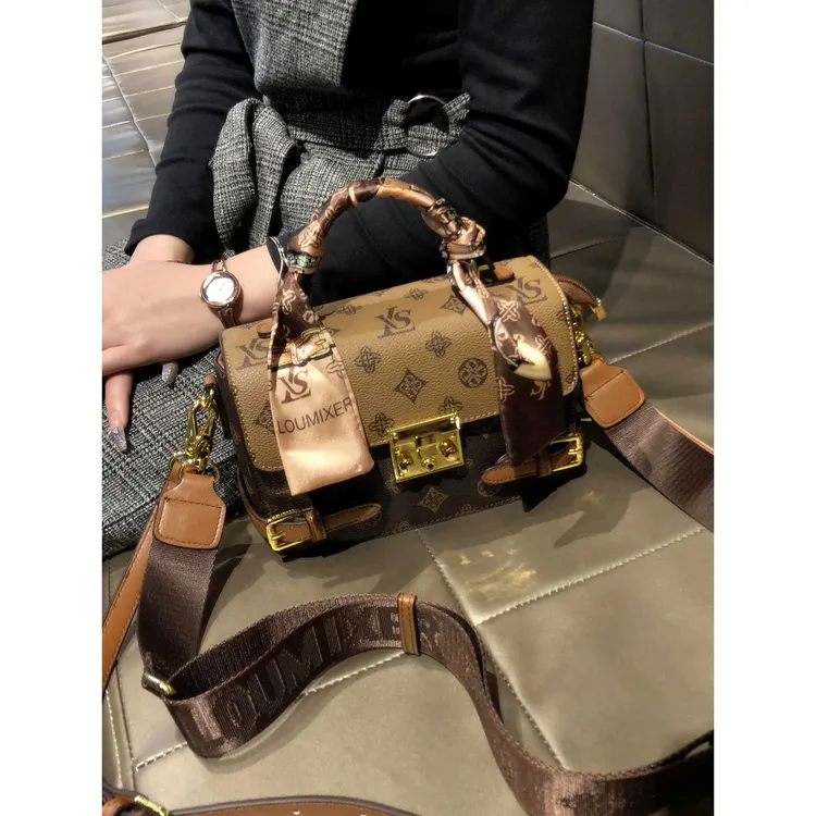 生日礼物百搭包包女2025新款气质斜挎包秋季女士真皮手提小包单肩