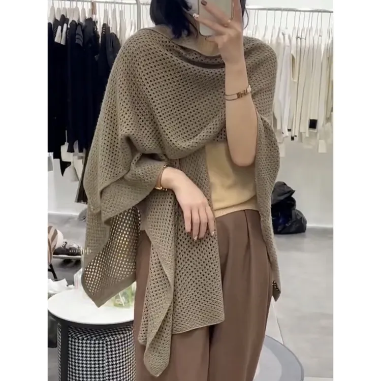 网红斗篷披肩女春夏纯色羊毛针织开衫外搭镂空围巾两用披风空调衫