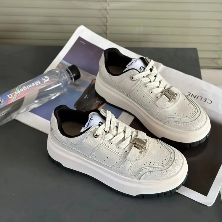 爆裂纹白鹿同款2024春季新款牛皮百搭厚底低帮运动休闲小白鞋女士