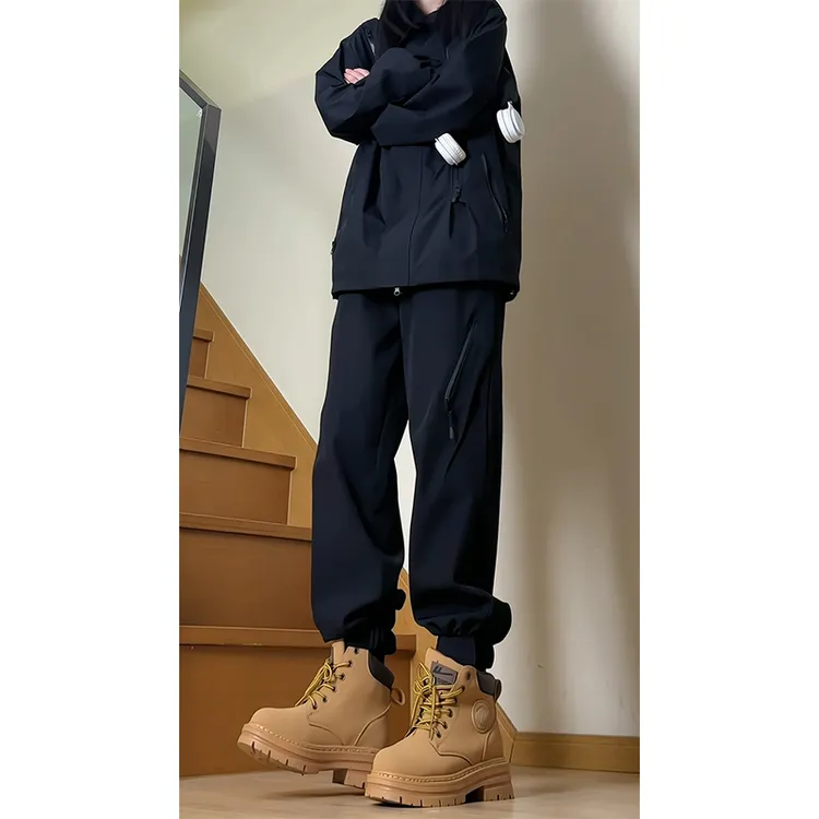 冲锋加绒软壳裤女款冬季加绒加厚美式vibe机能风马丁靴工装束脚裤