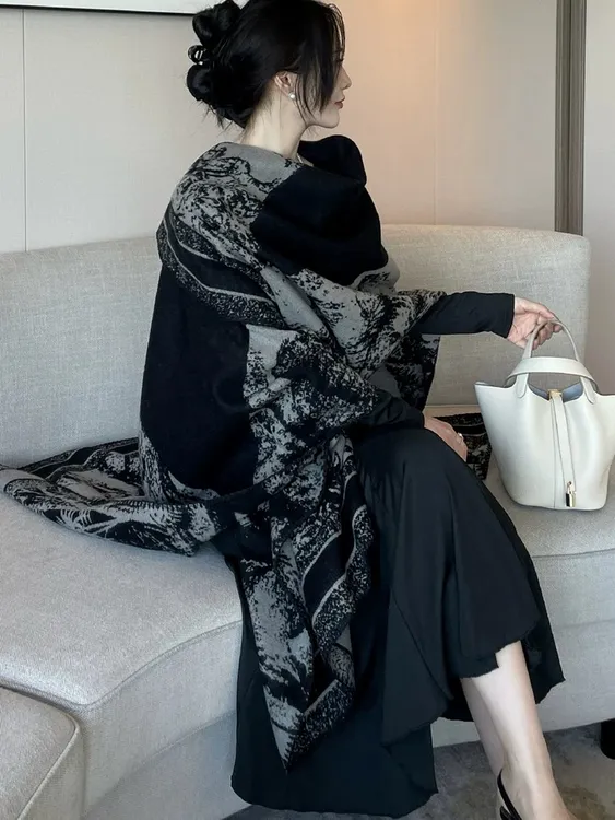 【现货】秋冬天高级感披肩气质仿羊绒围巾旗袍女士外搭洋气T15