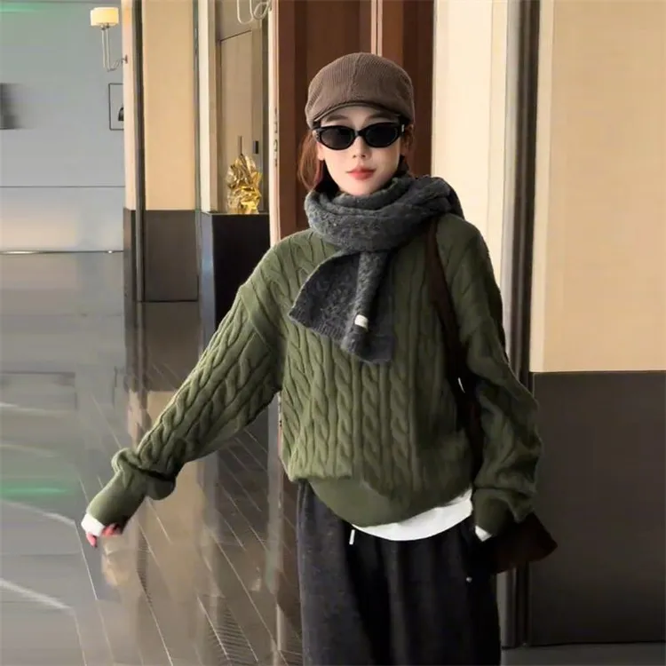 2025秋季新款韩版慵懒风气质纯色针织衫女装简约通勤宽松遮肉上衣