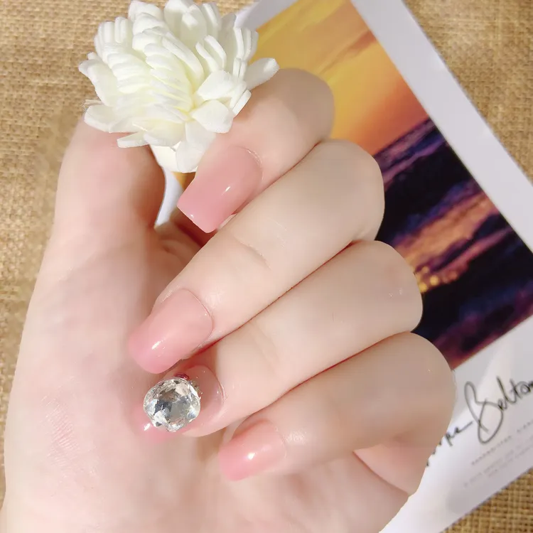 【繁婳】FanHua温柔透粉水晶款圣诞美甲新年美甲法式长椭圆穿戴甲