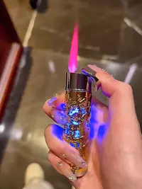 网红创意盘龙柱打火机炫酷七彩闪光充气防风精致男士送男朋友礼物