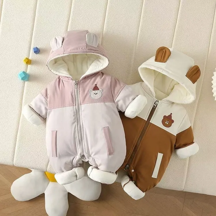 新款婴儿衣服厚棉连体哈衣冲锋衣外出服男女宝宝冬款连帽外套爬服