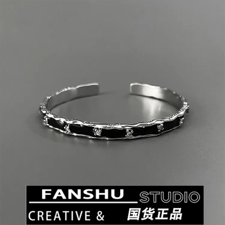合金手镯 创暗黑风轻奢手镯男女高级感小众设计简约百搭嘻哈痞帅