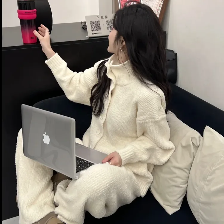 秋冬新款套装慵懒风显瘦宽松针织长袖上衣加厚直筒阔腿长裤两件套