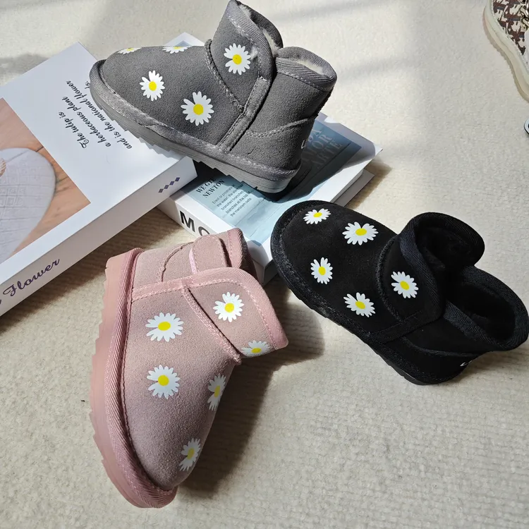 桑坡断码羊皮毛一体小雏菊雪地靴儿童冬季男童鞋子女童防滑棉鞋