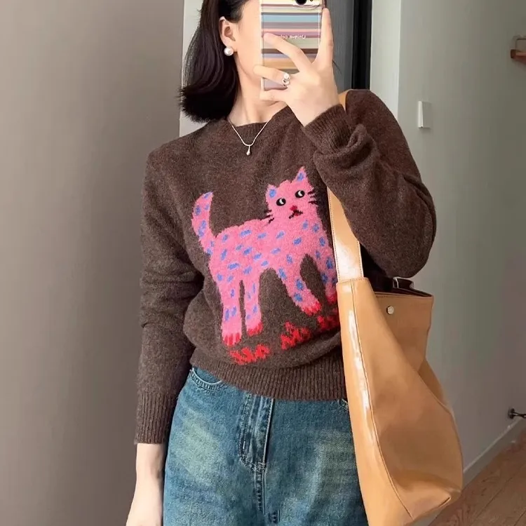 美拉德穿搭卡通提花毛衣女秋冬季宽松慵懒风软糯圆领外穿短款上衣