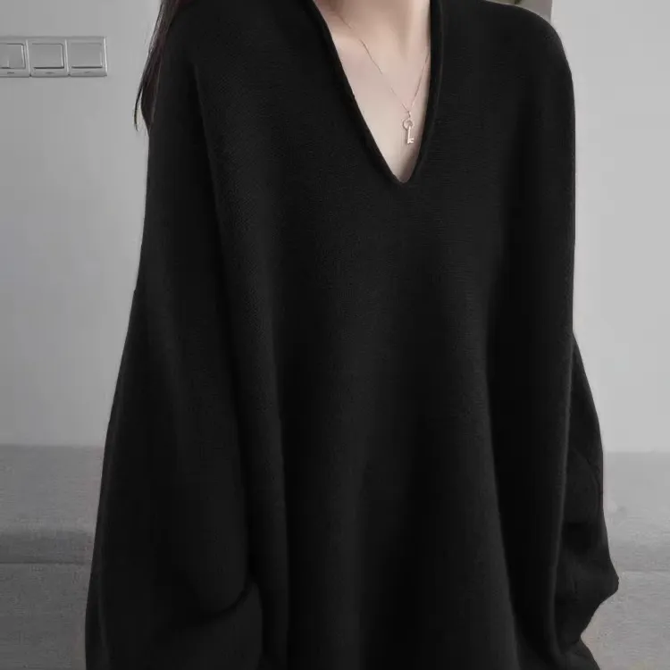 法式宽松慵懒V领羊绒针织衫女秋冬季设计感小众黑色套头长袖毛衣