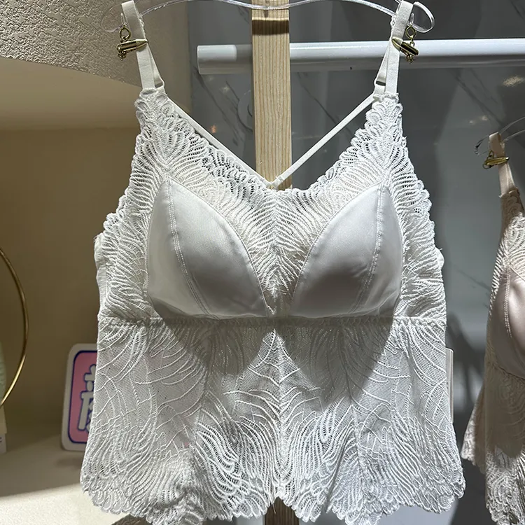 【高品质】法式轻职风蕾丝吊带背心内搭镂空一体式杯垫免穿打底美背