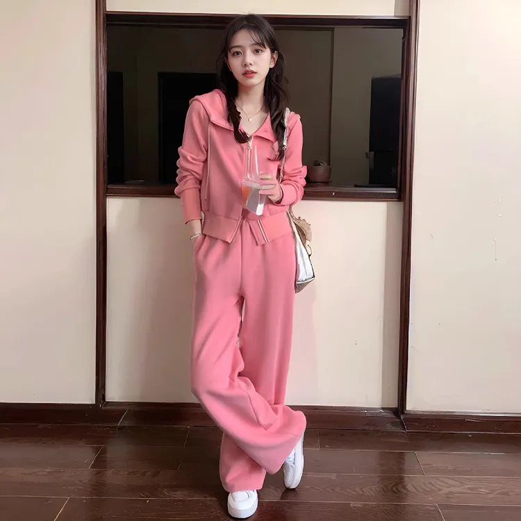 2024早春新套装女休闲卫衣连帽爆款宽松开衫粉色高级女装时尚套装