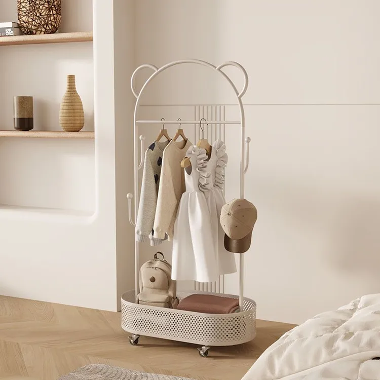 儿童衣帽架落地卧室可移动挂衣架小熊铁艺奶油风床边衣服置物架子