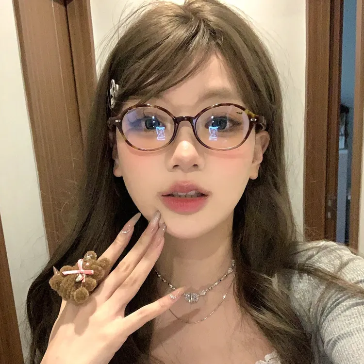 椭圆书呆子眼镜防蓝光女素颜平光镜高级感玳瑁色小框可配近视镜框