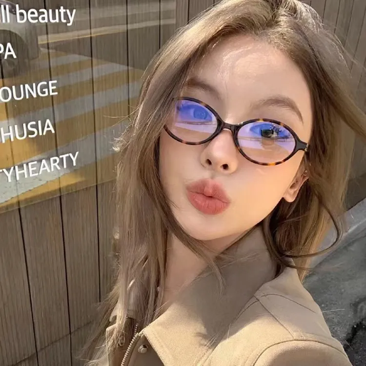 张元英同款眼镜女书呆子近视可配度数防蓝光复古显瘦素颜玳瑁镜框