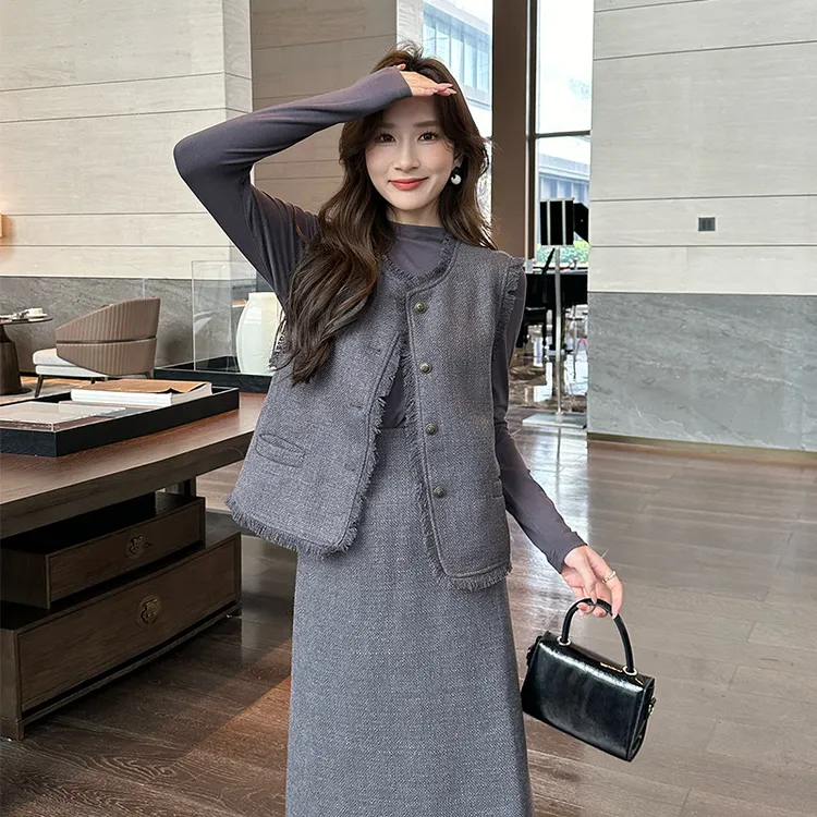 奢姿2025秋季新款大码女装法式通勤套装胖妹妹上衣马甲半裙三件套