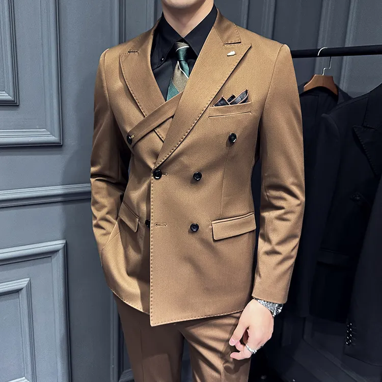男士痞帅高级感双排扣西服修身男款高端休闲职业正装结婚三件套潮