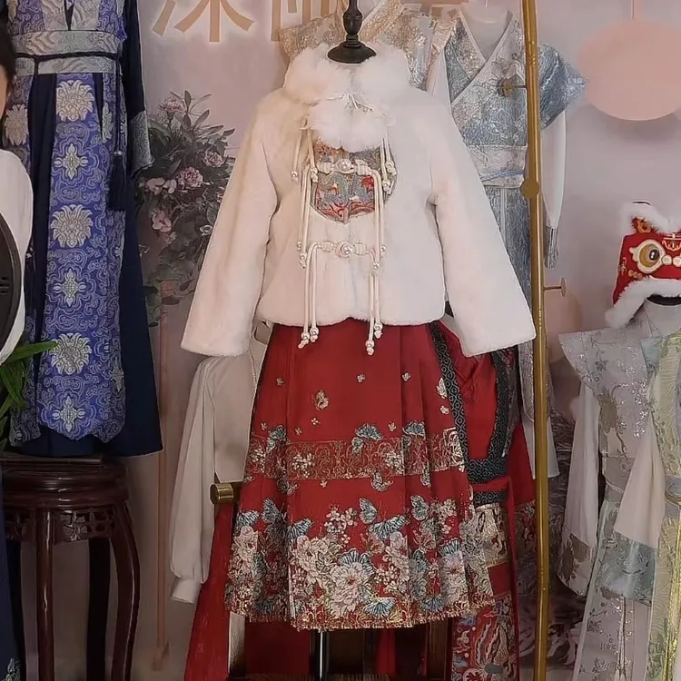 织锦儿童马面裙加绒加厚套装2024新款中国风女童套装冬宝宝拜年服