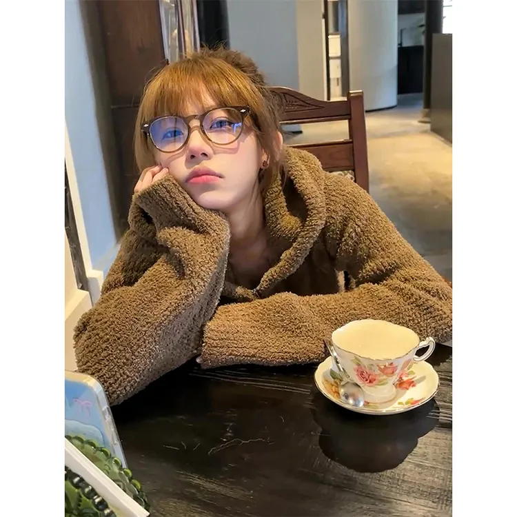 番茄妹妹Tomatosister秋冬新款百搭休闲软软泰迪连帽毛衣短款外套