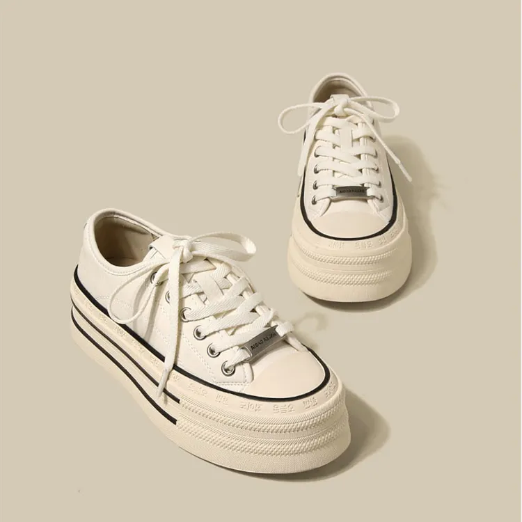 法国TOUCH MISS高级感板鞋女2024新款百搭厚底内增高真皮小白鞋潮