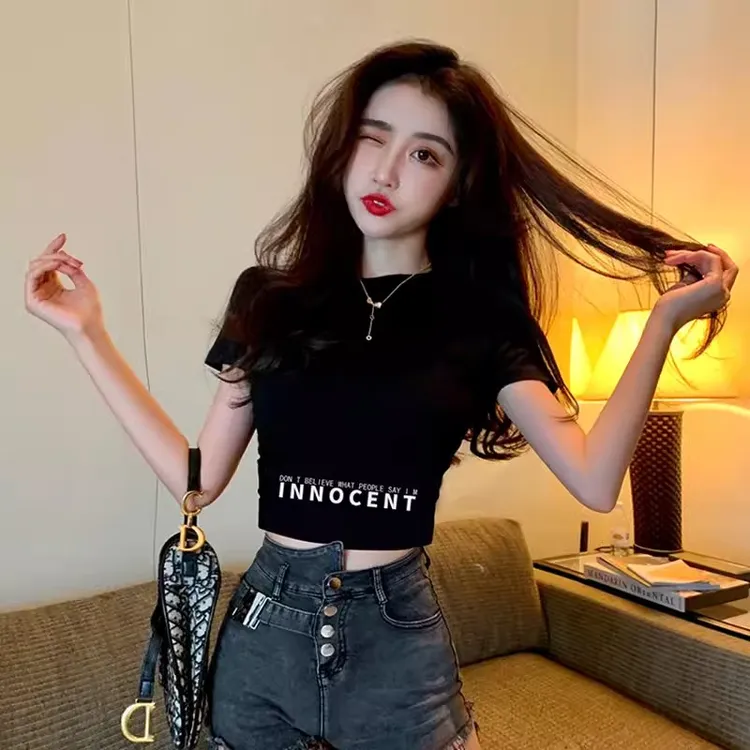 黑色短袖女t恤显瘦短款高腰露脐夏季纯棉修身印花辣妹上衣设计感