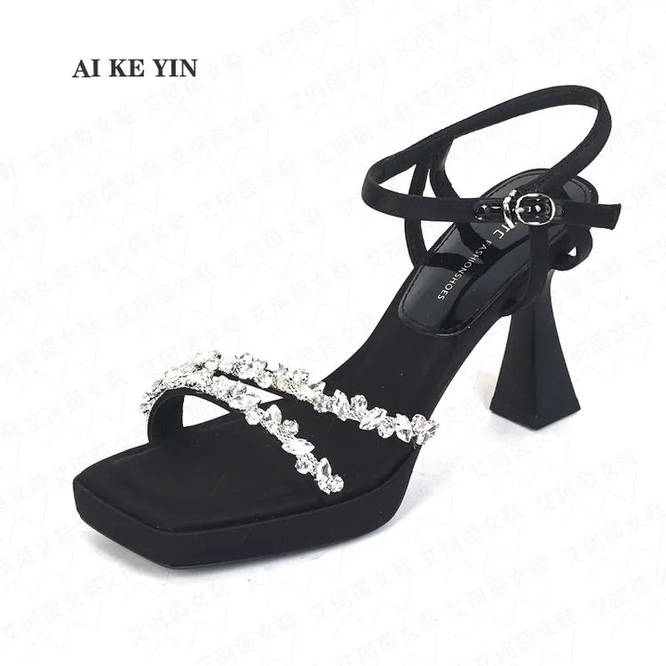 [艾珂茵]爆款舒适百搭防水台亮钻女神时尚气质性感露趾方头高跟鞋