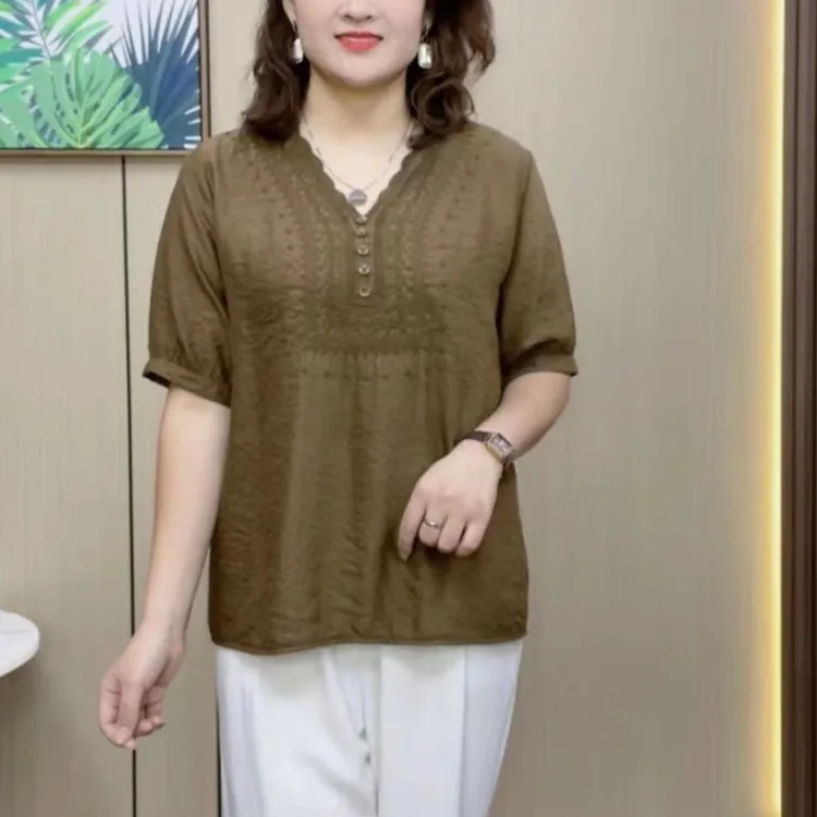 夏季新款冰丝麻短袖T恤女时尚V领套头上衣妈妈装半袖宽松小衫