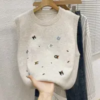 小猫刺绣针织马甲女2024秋季新款宽松软糯毛衣外搭无袖背心女上衣