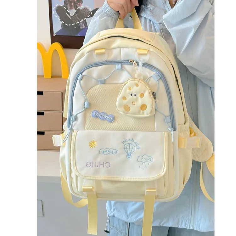 马卡龙少女双肩包2025新款可爱小学生大容量背包初中生高中生书包
