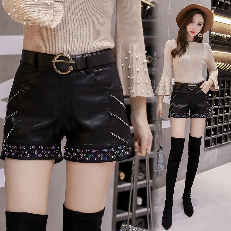 PU皮短裤女秋冬2025新款高腰显瘦钉珠亮片百搭外穿皮裤阔腿靴裤潮