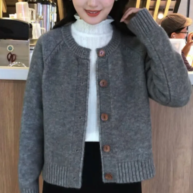 时尚洋气针织衫毛衣外套女2025年秋冬新款小个子宽松显瘦长袖上衣