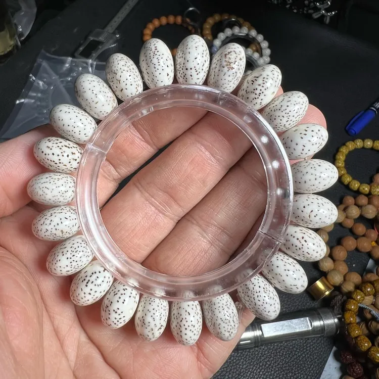 0136星月菩提15mm玄月大尺寸单圈手串实际14+顺白海南料高抛光