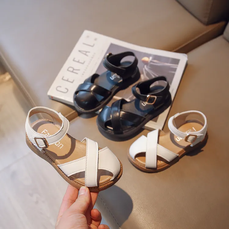网红女童休闲凉鞋夏季儿童鞋子中大童复古软底包头沙滩鞋宝宝鞋潮