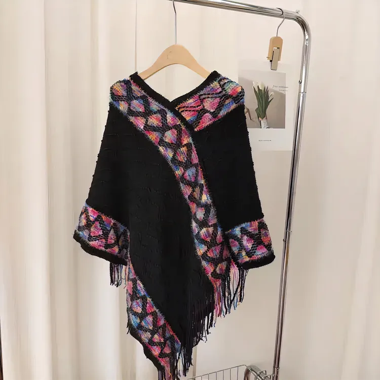 2023新款针织披肩民族风旅游云南时尚百搭优雅春秋人字纹外搭彩虹