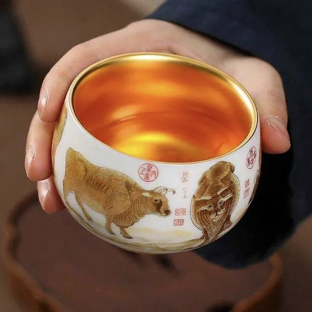 轻奢鎏金五牛主人杯纯手工茶杯个人专用喝茶杯羊脂玉瓷金杯礼盒装