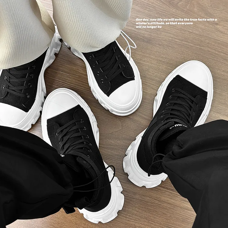 2025秋冬新款高帮鞋子男款潮流百搭厚底增高板鞋学生休闲情侣潮鞋