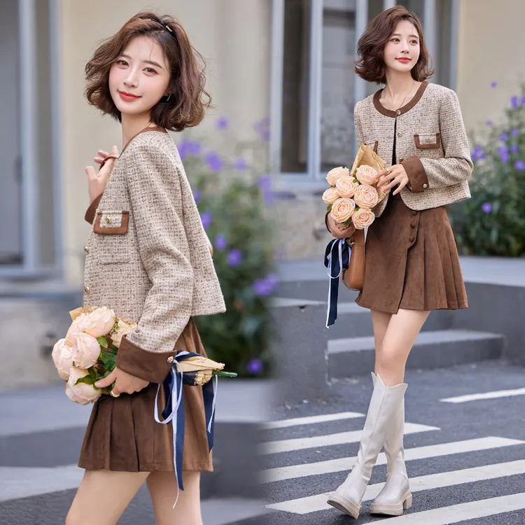 鑫灿好屋千金系列2024新款秋冬法式小香套装粗花小香风两件套春秋