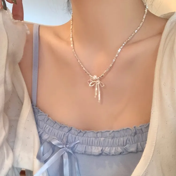 铜合金项链 蝴蝶结仿珍珠项链配饰女夏高级感锁骨链轻奢小众颈链 