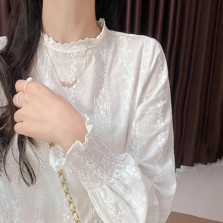 白色打底衫女春夏洋气大码法式立领衬衫纯棉内搭衬衣长袖蕾丝上衣