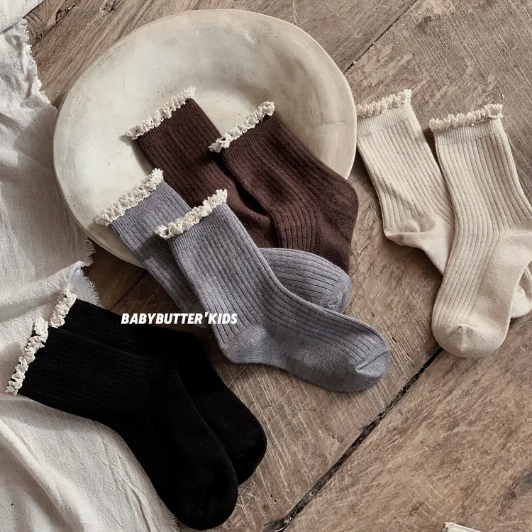女童羊绒花边中筒袜儿童袜子秋冬加厚保暖复古纯色宝宝堆堆袜冬季