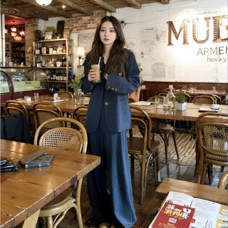 高级感大码女装宽松西装套装胖mm复古蓝色西服阔腿裤两件套200斤