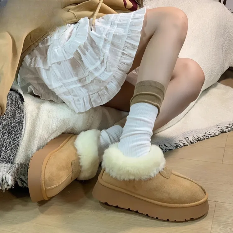 冬季新款加绒雪地靴女爆款厚底鞋百搭保暖网红款潮款高级小众加厚