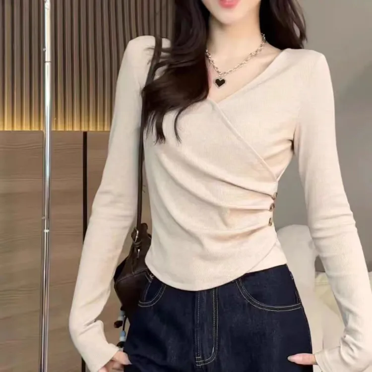 新款时尚纯色百搭V领长袖T恤设计感修身显瘦洋气打底上衣