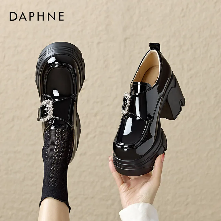 达芙妮粗跟高跟单鞋女2025新款秋季厚底乐福鞋英伦风黑色小皮鞋子