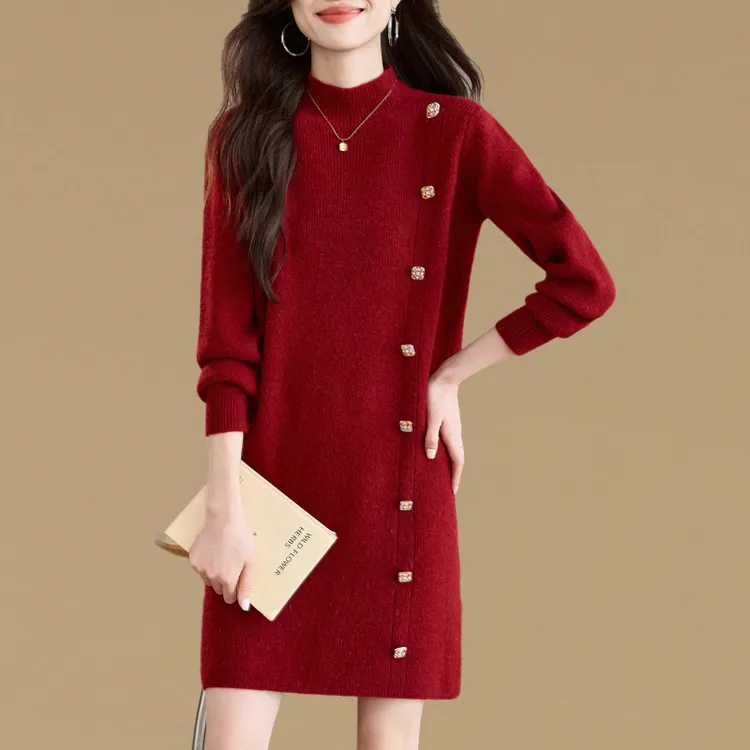 配大衣的加厚中长款毛衣裙女秋冬新款宽松大码亮丝针织打底连衣裙