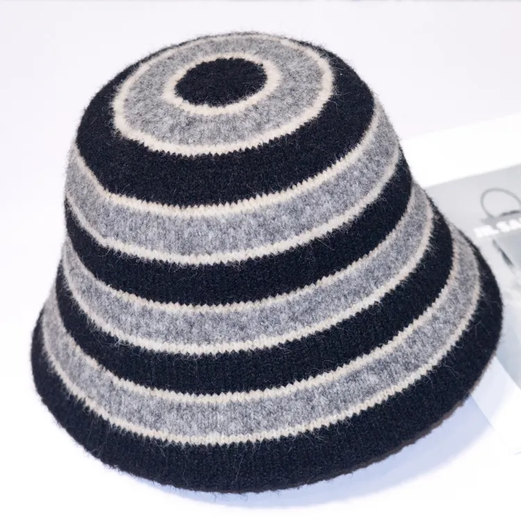 新款黑色条纹毛绒渔夫帽女秋冬素颜遮脸针织水桶帽子显脸小盆帽潮
