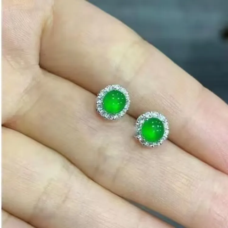 铜合金耳饰 绿色蛋面日常佩戴女时尚精美豪华气质百搭款简约耳钉