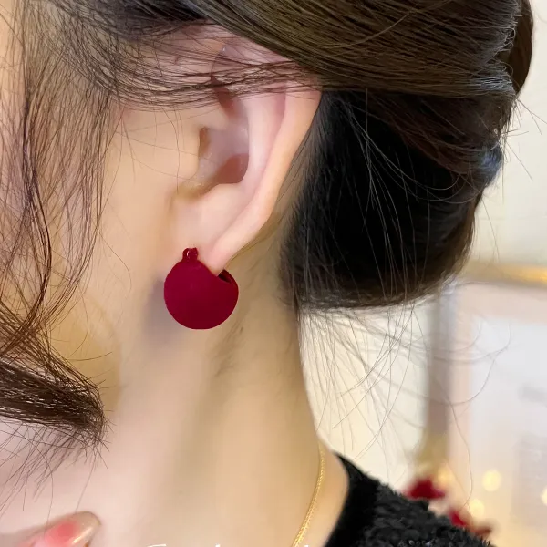 铜合金布艺耳饰 港风秋冬红色丝绒圆球耳环女轻奢高级感法式耳扣 