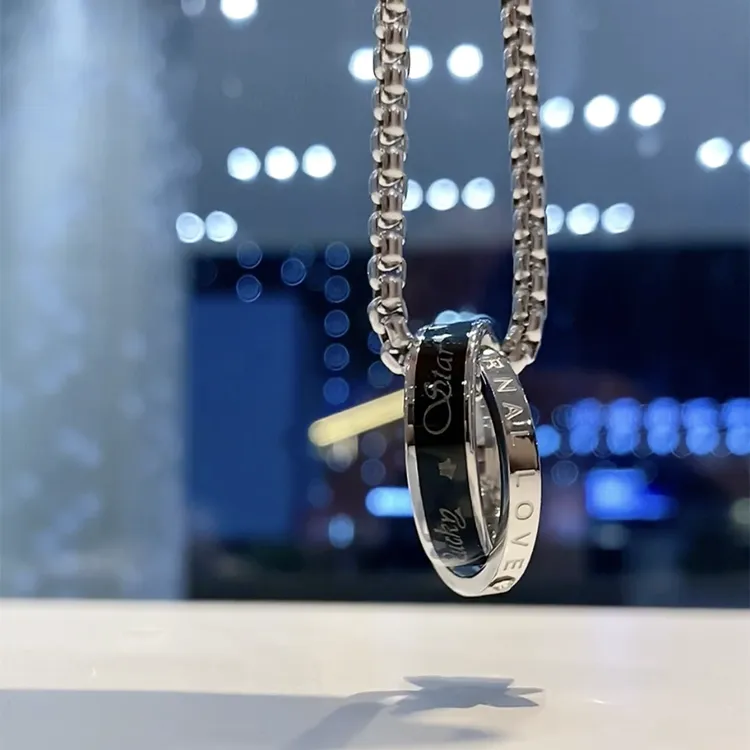 钛钢项链 项链男钛钢LOVE情侣小众吊坠饰品潮人男女环环相扣坠链