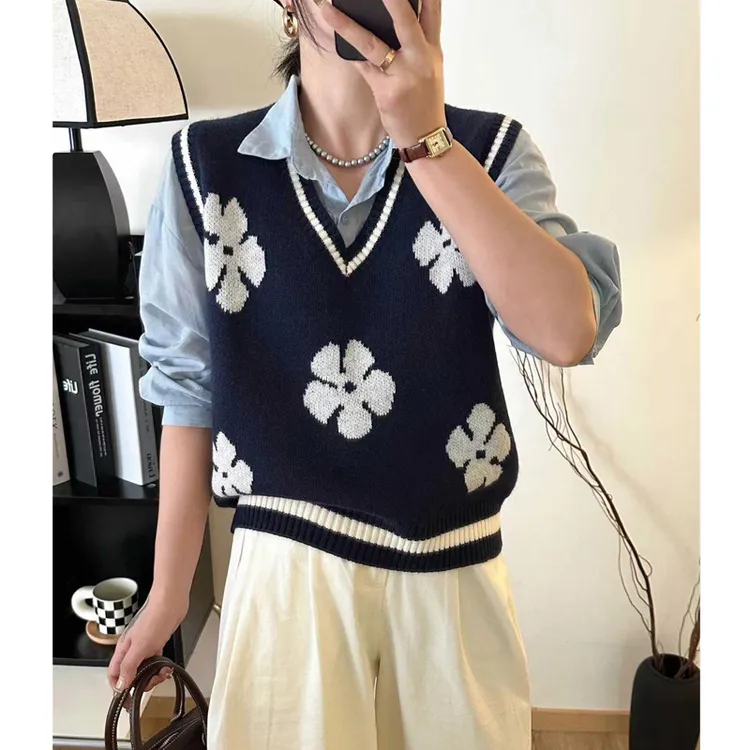 针织马甲背心女春秋季2025新款洋气短款叠穿无袖毛衣坎肩上衣马夹